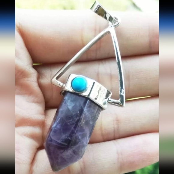 New Amethyst Hexagon Prism Magic Energy Healing Amulet Pendant. - Picture 3 of 10